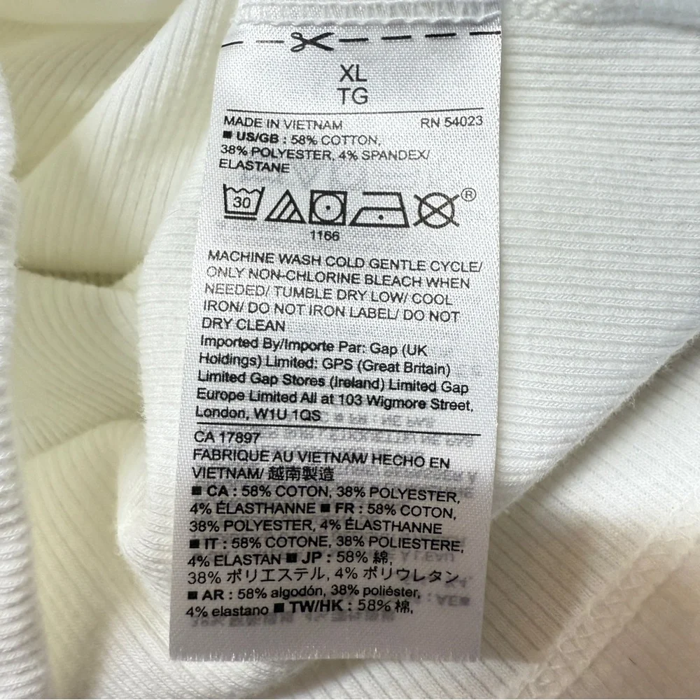 GAP White Rib-Knit Boyfriend Tank Top with Black Lightning Bolt Pattern Size XL